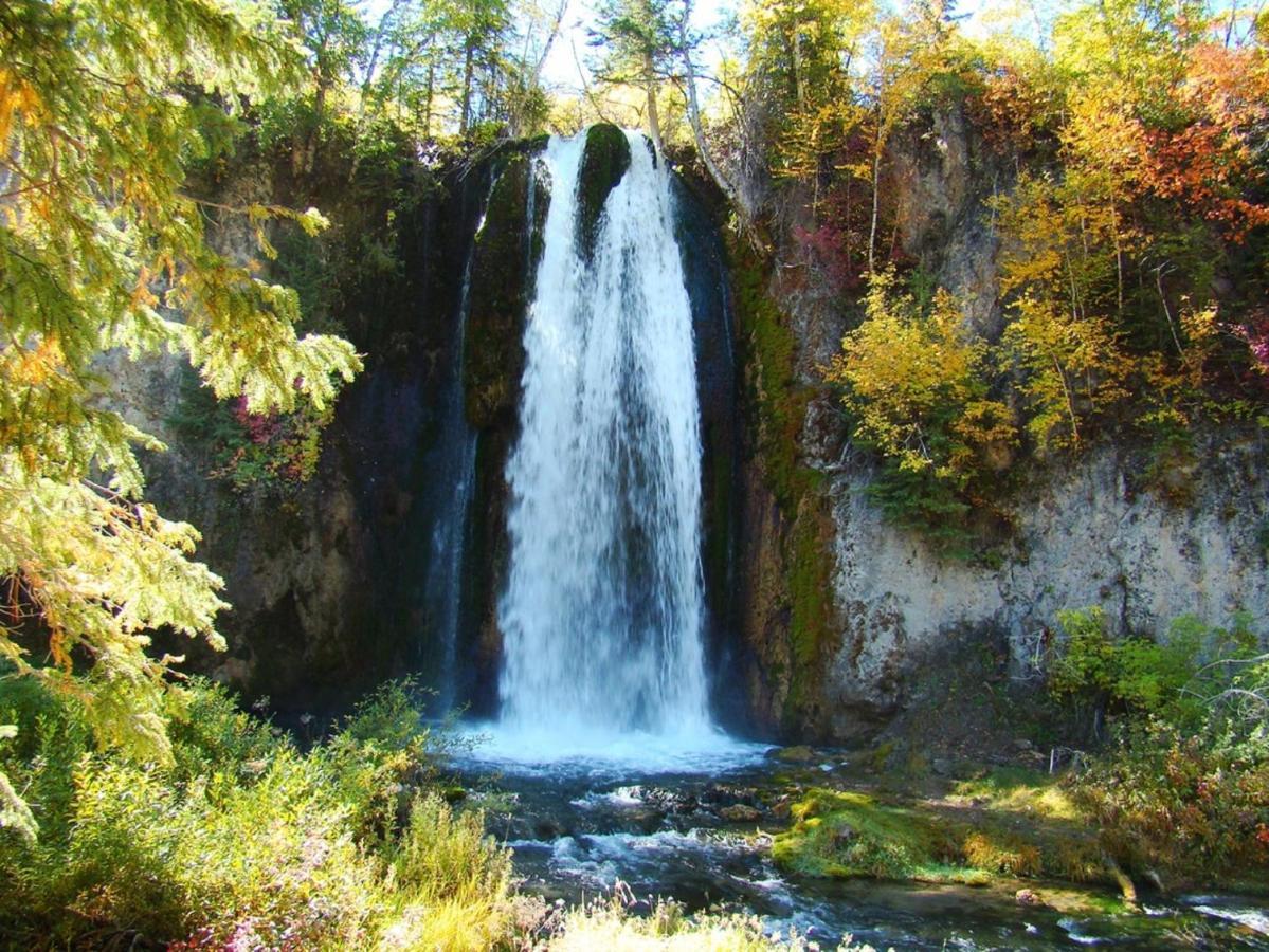 Spearfish Canyon Lodge エクステリア 写真