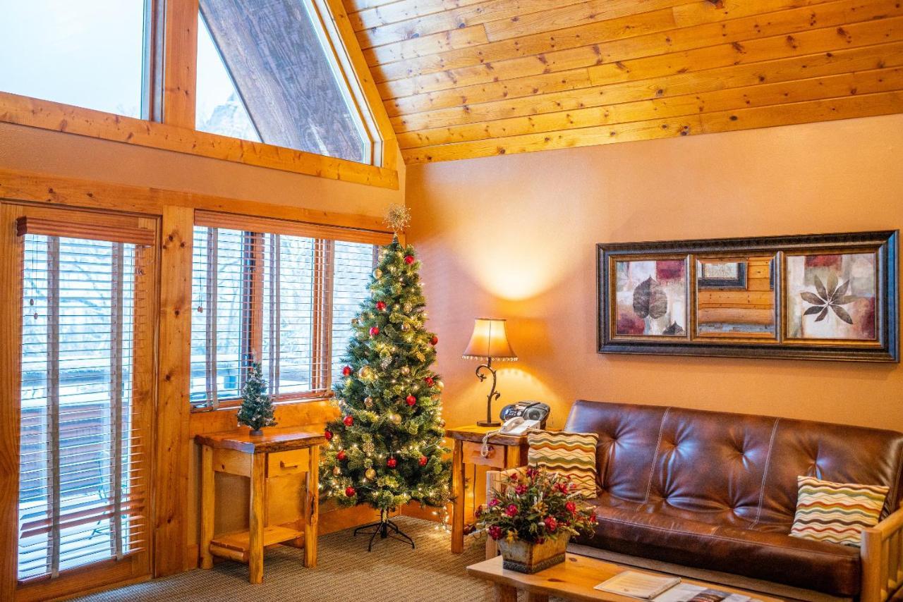 Spearfish Canyon Lodge エクステリア 写真