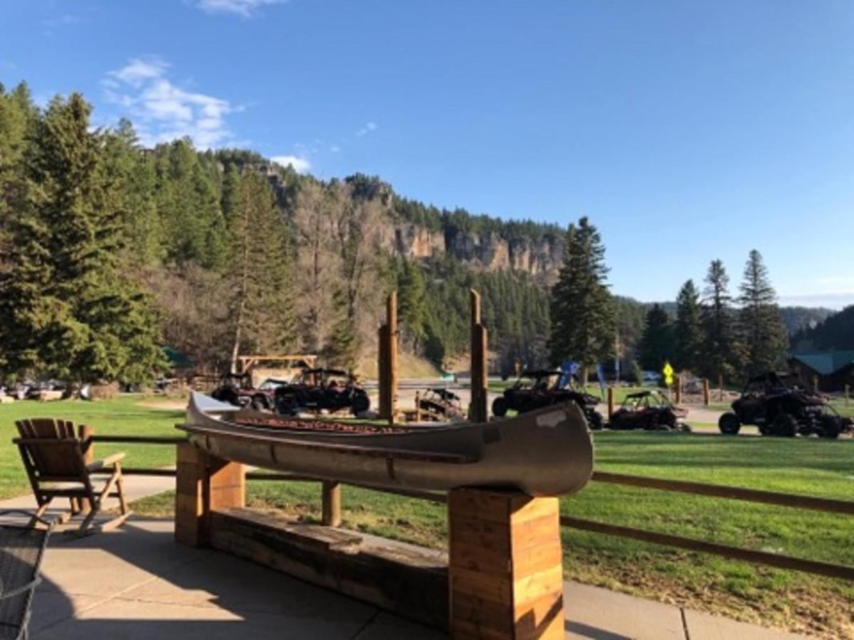 Spearfish Canyon Lodge エクステリア 写真