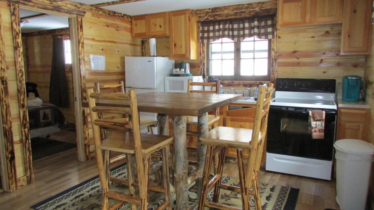 Spearfish Canyon Lodge エクステリア 写真