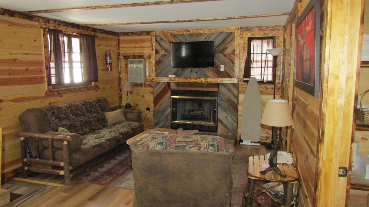 Spearfish Canyon Lodge エクステリア 写真