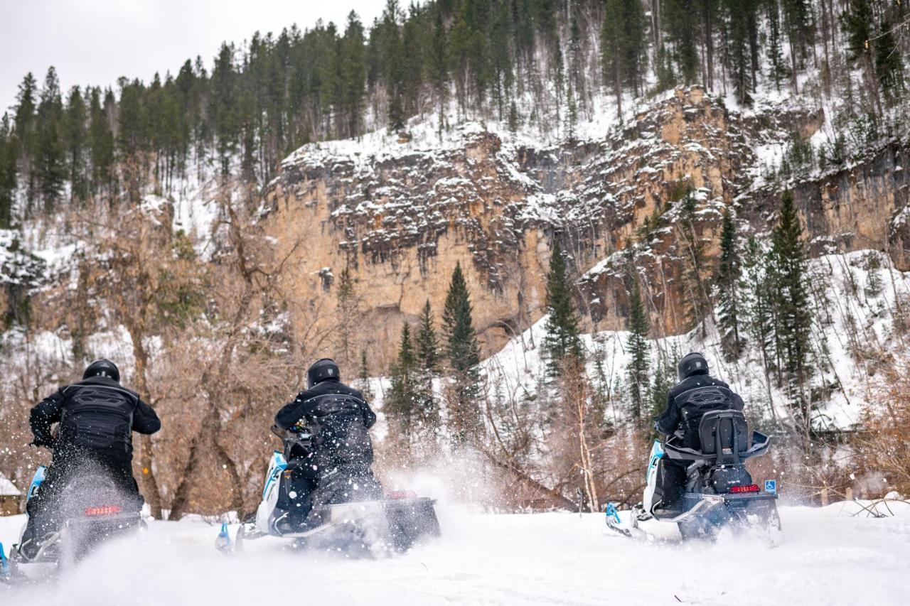 Spearfish Canyon Lodge エクステリア 写真